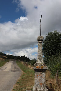 2024_09_05 De Langogne à La Bastide-Puylaurent, IMG_7545 Calvaire à la sortie de Luc