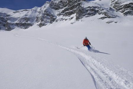 2018-03-18-21-ski-freerando-vatournenche, alpes-aventure-ski-hors-pistes-zermatt-cervin-2018-03-20-026