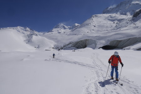 2018-03-18-21-ski-freerando-vatournenche, alpes-aventure-ski-hors-pistes-zermatt-unterer-theodule-gletscher-2018-03-21-24