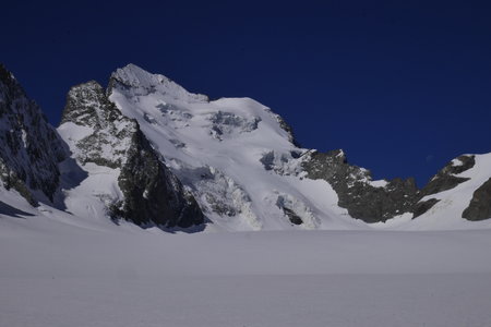 2019-06-20-23-roche-faurio-ecrins, Roche-faurio-alpinisme-roche-faurio-ecrins-alpes-aventure-2019-06-23-38