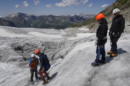 2019-07-29-08-04-mont-blanc, ecole-de-glace-glacier-du-tour-alpes-aventure-2019-07-30-35