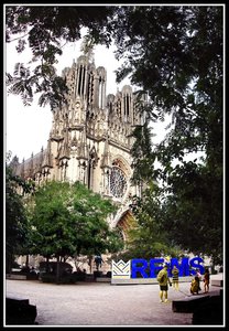 Cathédrale de Reims (batiment), 001 Reims - Arrivée à la cathédrale