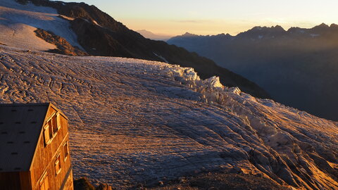 2019-09-02-08-mont-blanc, ecole-de-glace-francois-lacour-alpes-aventure-2019-09-03-138