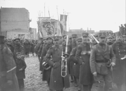 3020 Εθνική γιορτή μετά την πυρκαγιά του 1917, 4